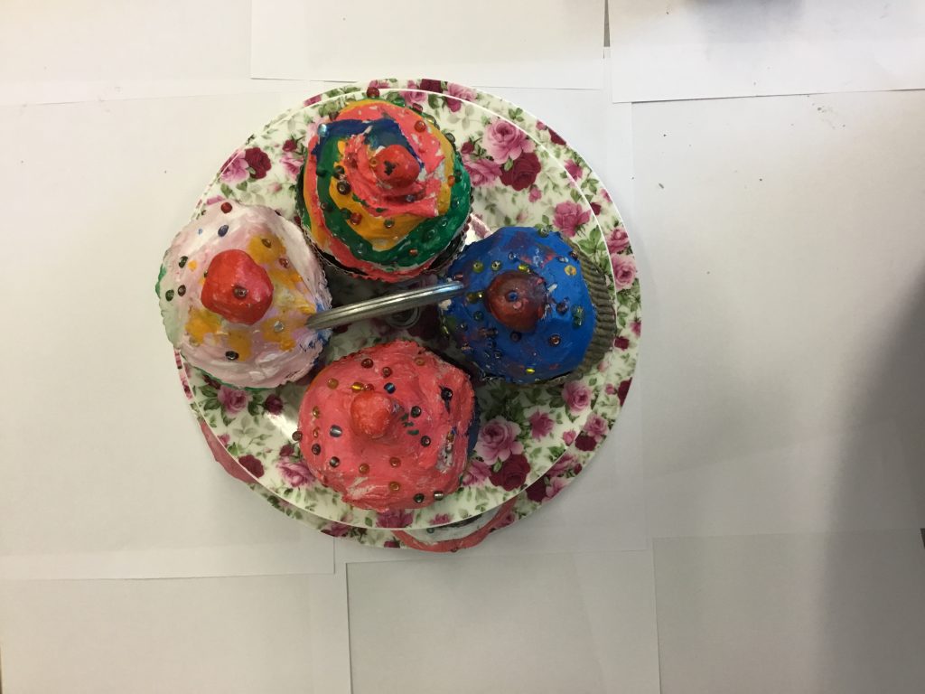After-school art club- cupcakes!