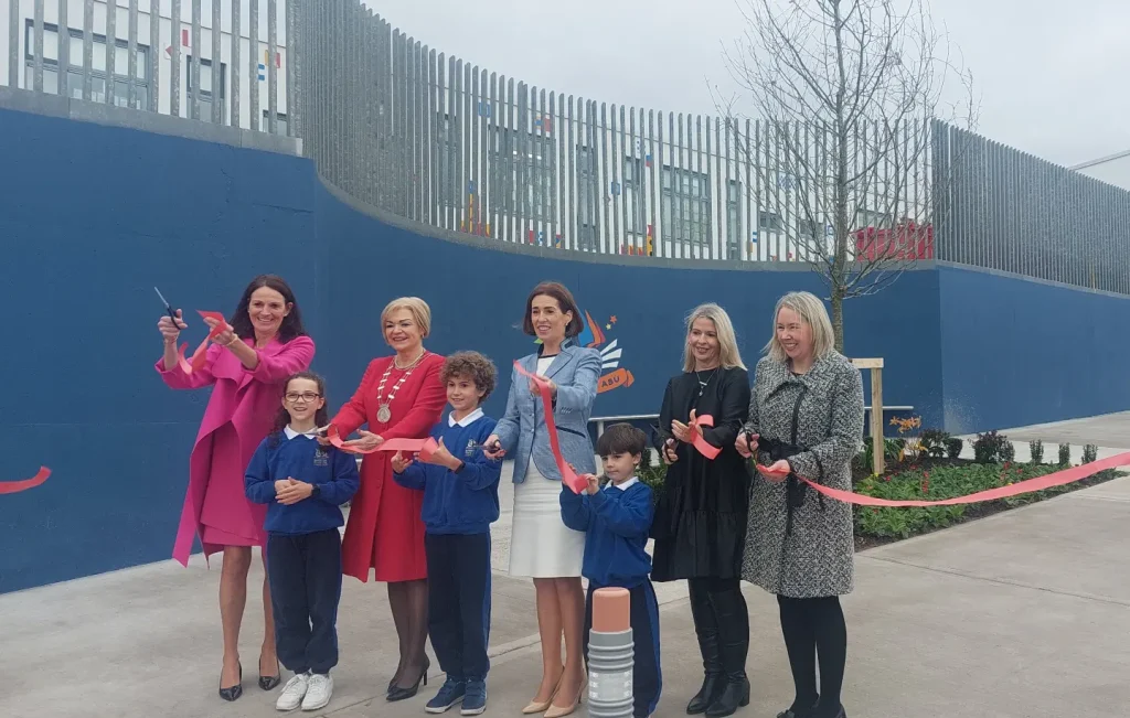🏃‍♀️🏃‍♂️Official Opening of Our Safe Route to School by Minister Naughton! 🛴🚲